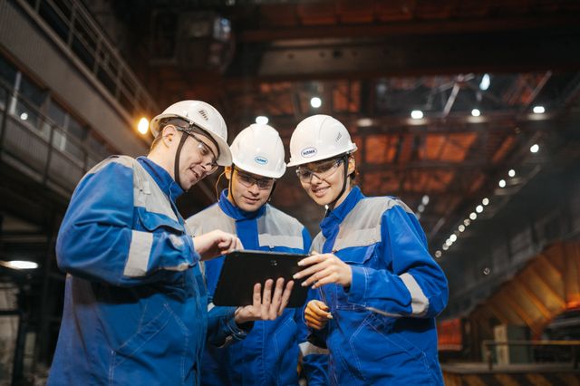 What Manufacturers Really Learn When They See Their Operations in Real Time