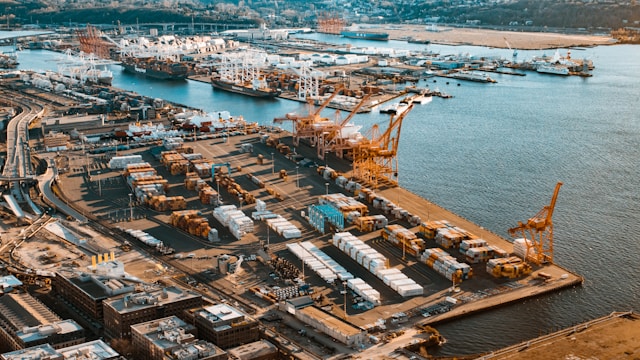 ports as complex systems